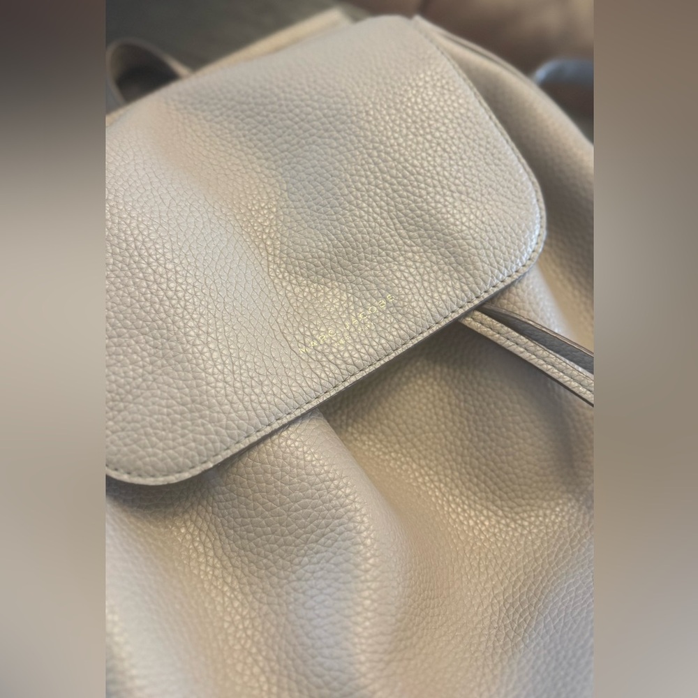 MARC JACOBS pebble leather taupe grey backpack purse gold hardware small medium - Picture 3 of 14
